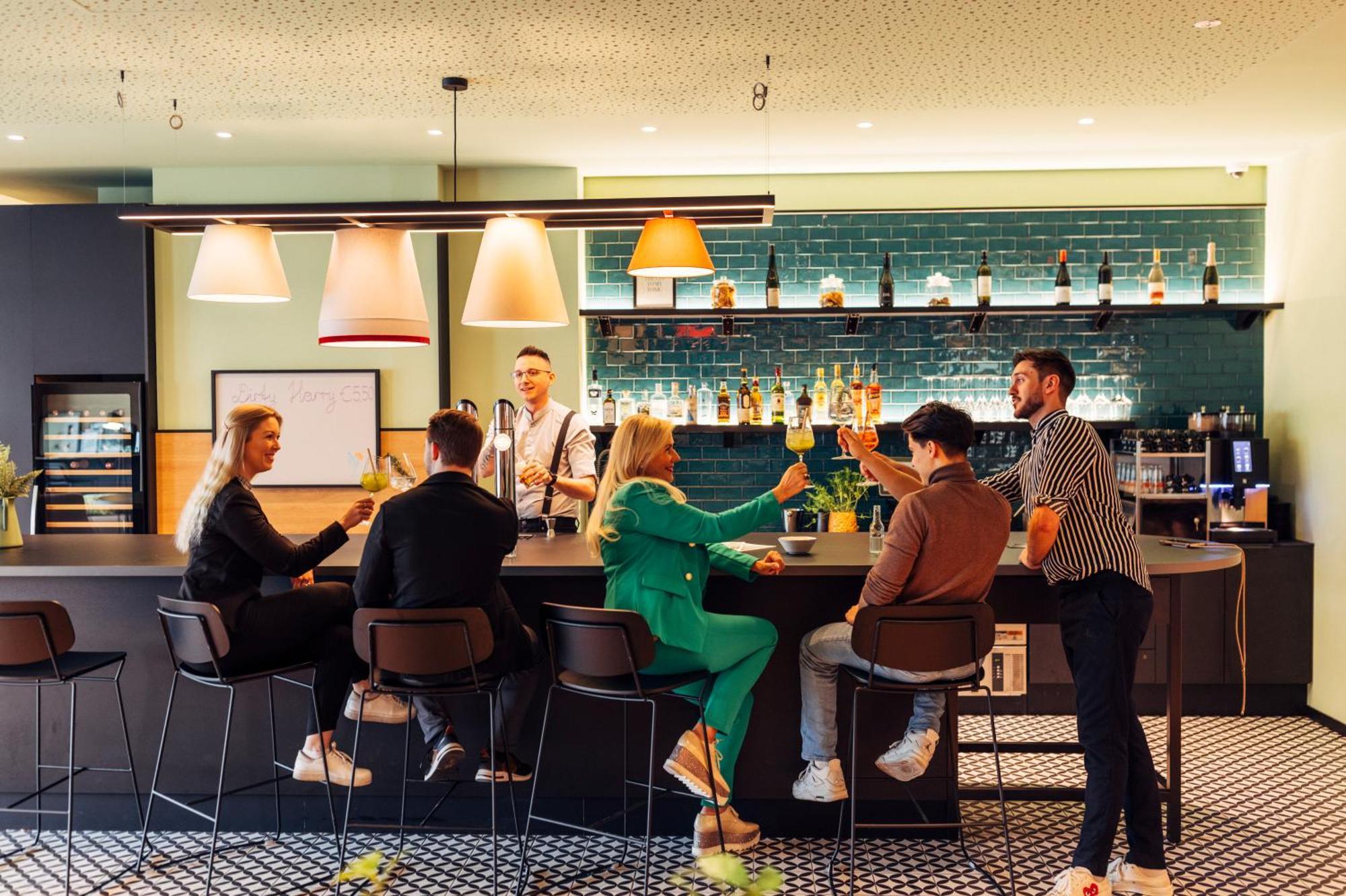 Harry'S Home Villach Hotel & Apartments المظهر الخارجي الصورة