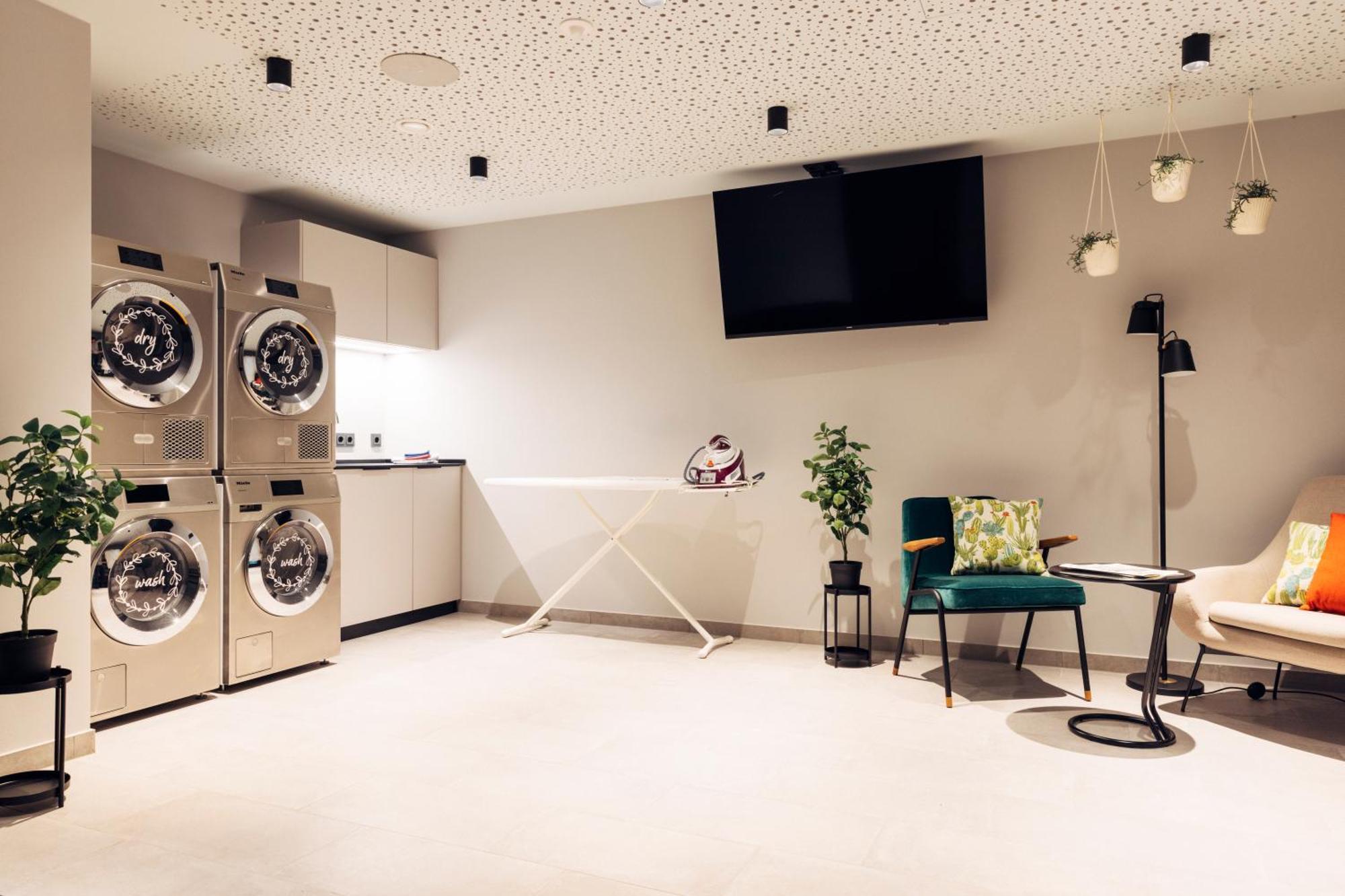 Harry'S Home Villach Hotel & Apartments المظهر الخارجي الصورة